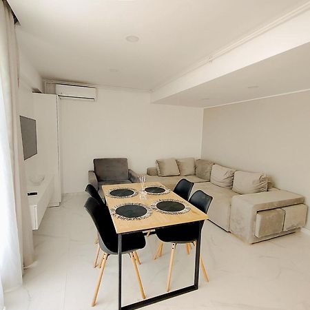 Nvd Residence Mamaia-Nord ナボダリ エクステリア 写真